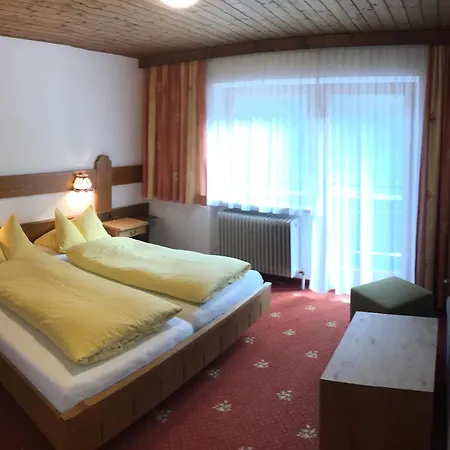Alpenrose Bed & Breakfast